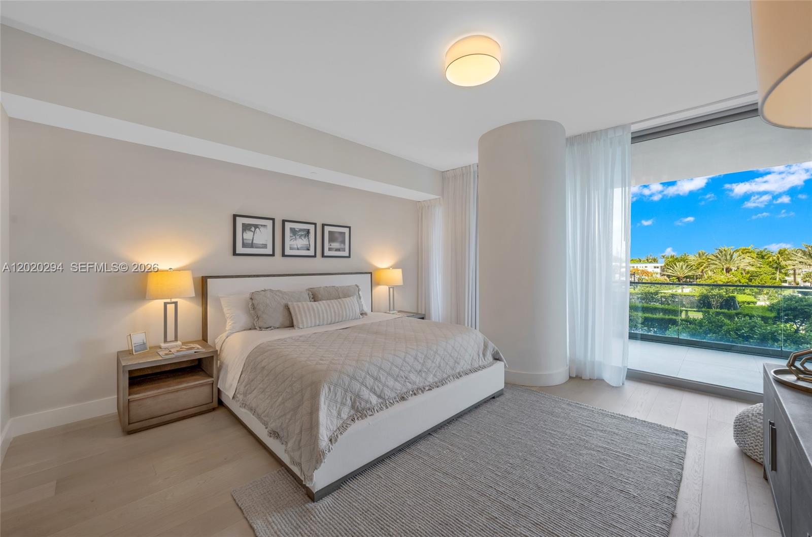 10201 Collins Ave #305 Bal Harbour, FL 33154