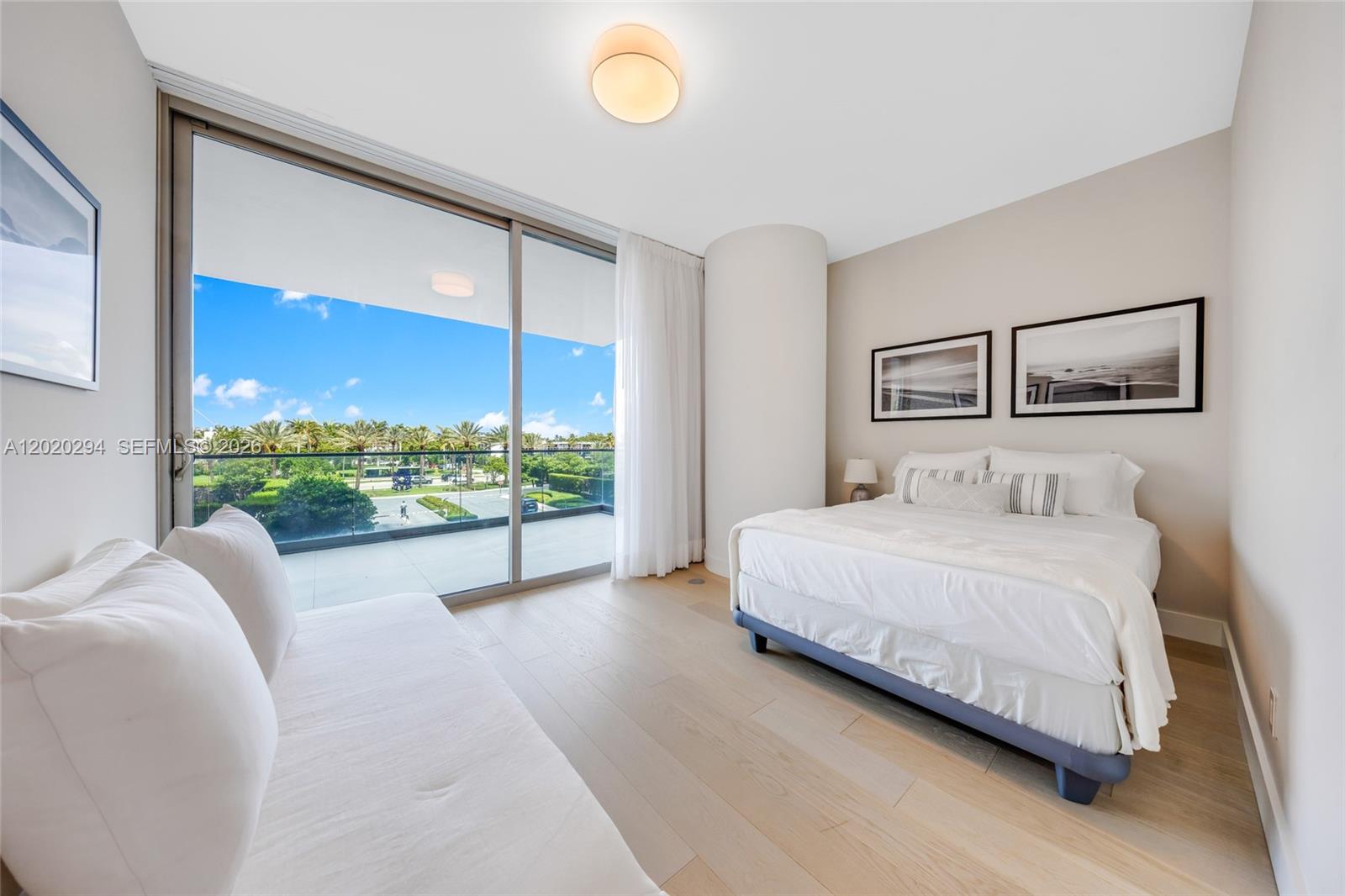 10201 Collins Ave #305 Bal Harbour, FL 33154