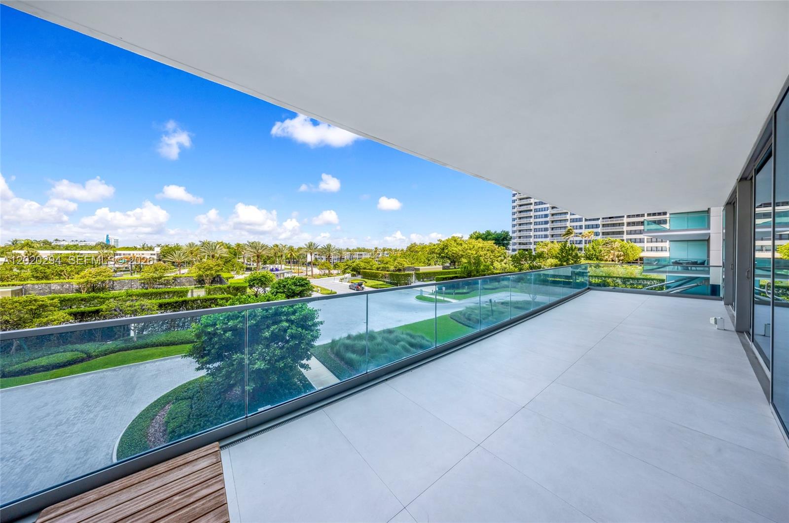 10201 Collins Ave #305 Bal Harbour, FL 33154