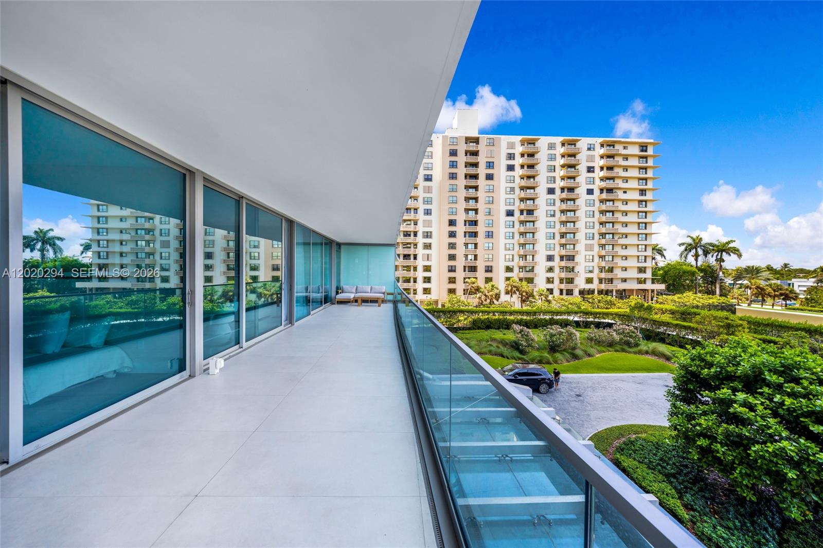 10201 Collins Ave #305 Bal Harbour, FL 33154