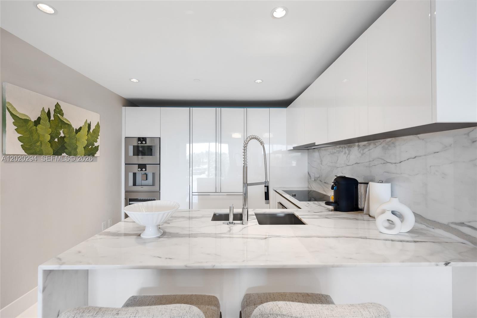 10201 Collins Ave #305 Bal Harbour, FL 33154