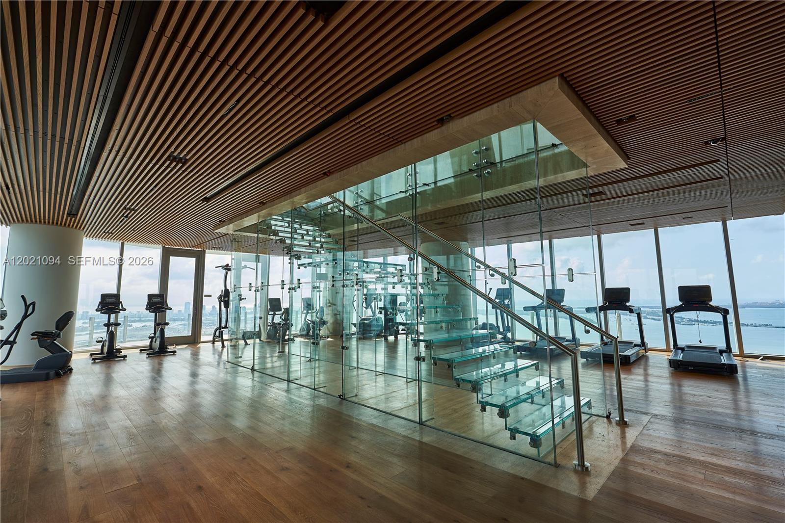 300 Biscayne Blvd Way #3404 Miami, FL 33131