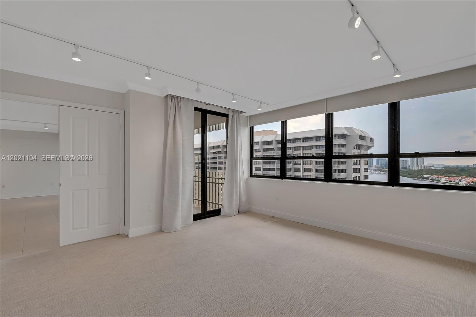 3 Grove Isle Dr #C1606 Coconut Grove, FL 33133