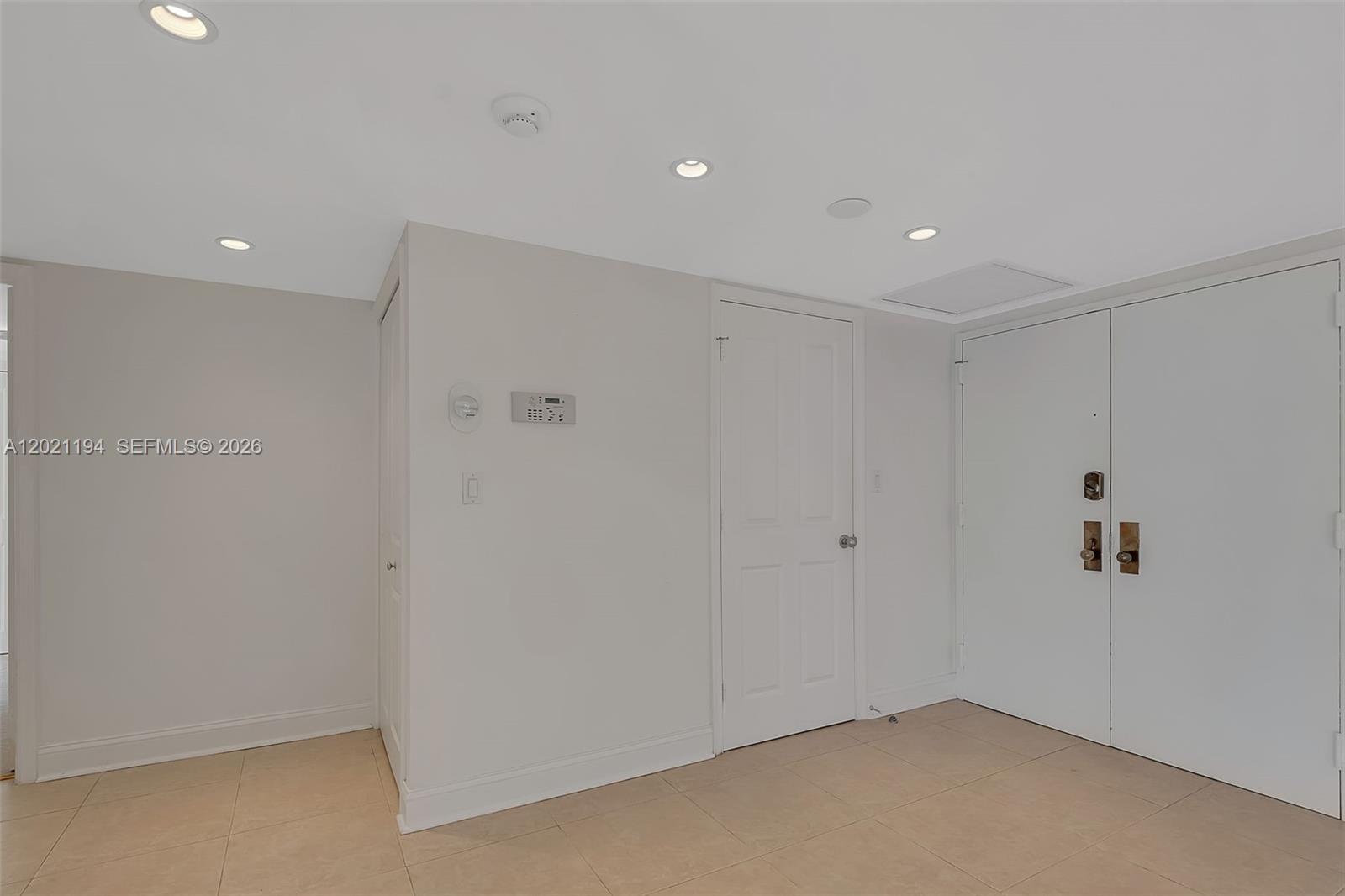 3 Grove Isle Dr #C1606 Coconut Grove, FL 33133