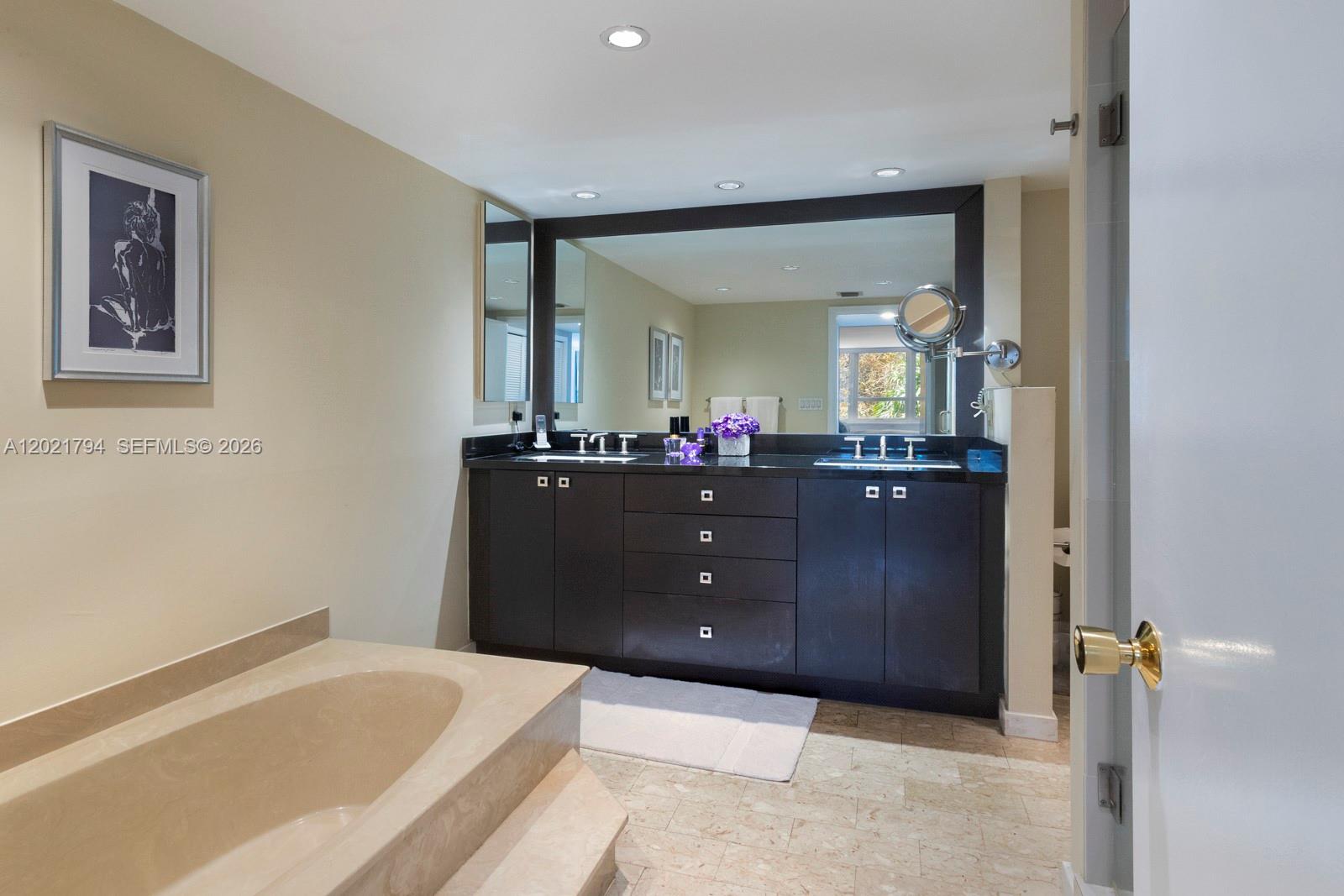 3 Grove Isle Dr #C307 Miami, FL 33133