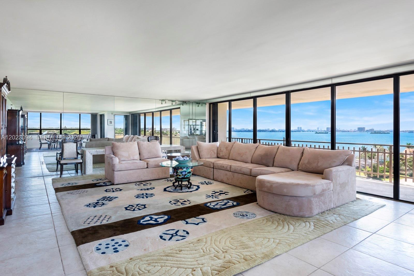 11113 Biscayne Blvd #751