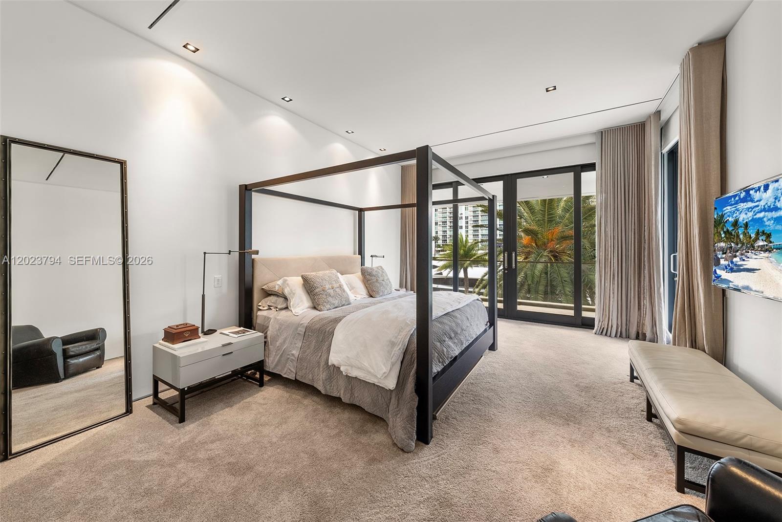 385 Centre Is Golden Beach, FL 33160