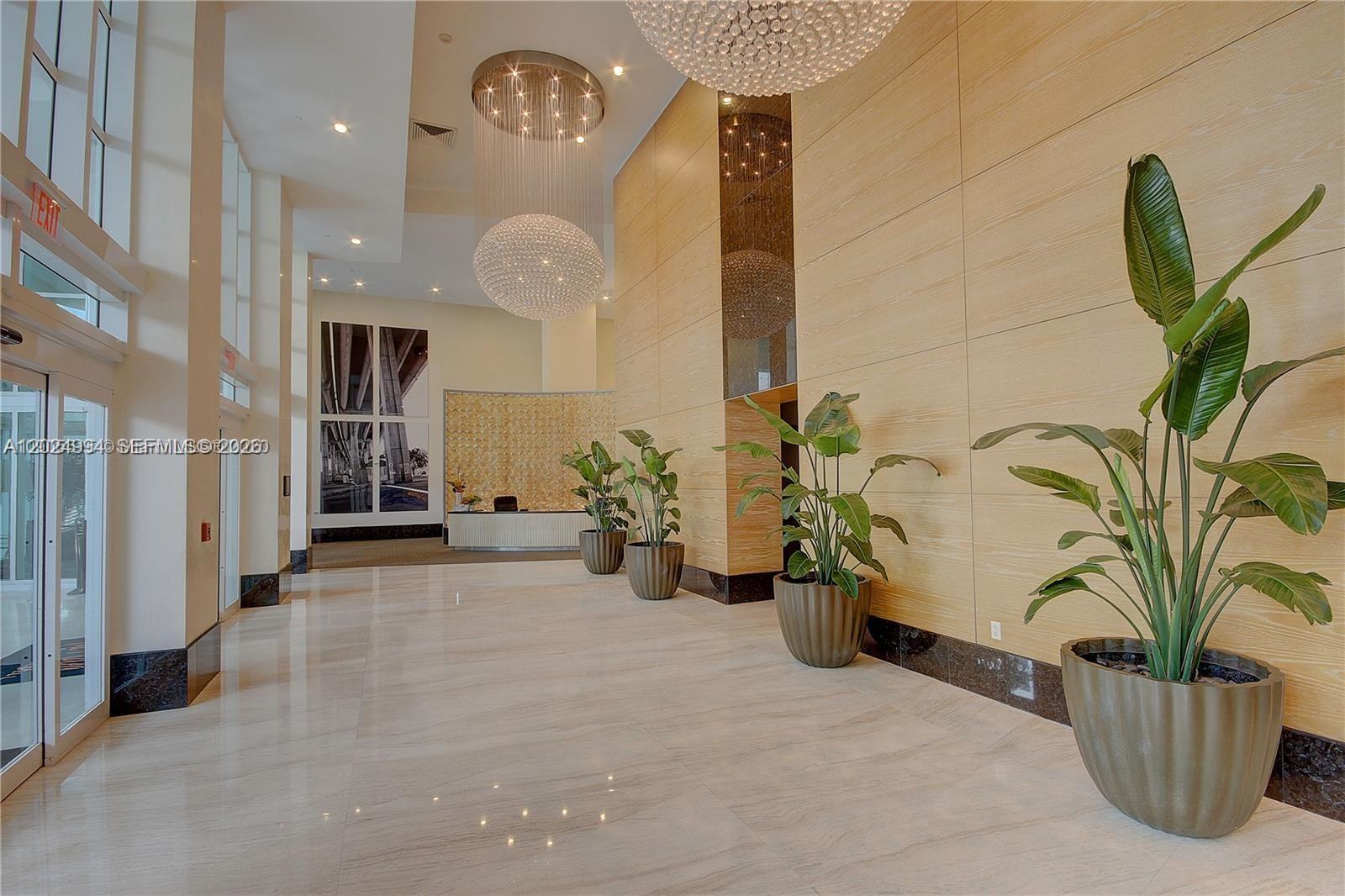 950 Brickell Bay Dr #1911 Miami, FL 33131