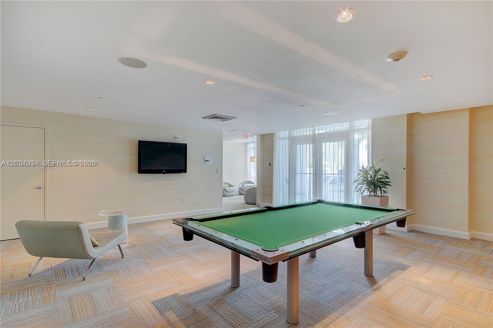 950 Brickell Bay Dr #1911 Miami, FL 33131