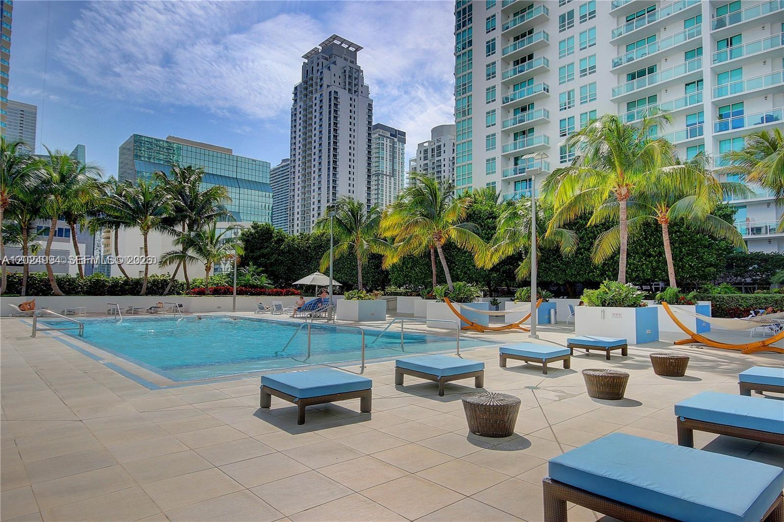 950 Brickell Bay Dr #1911 Miami, FL 33131