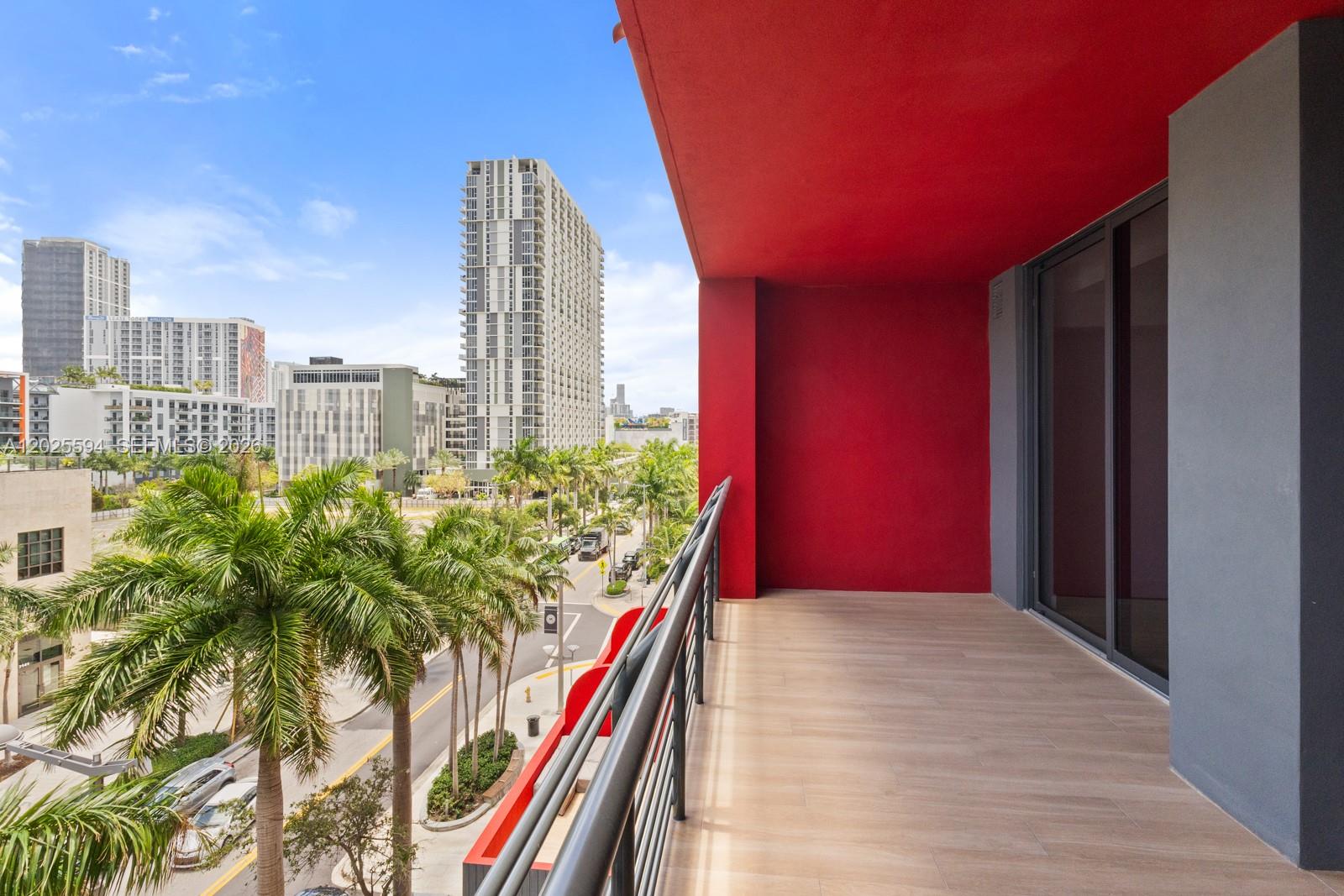 90 NE 32nd St #506