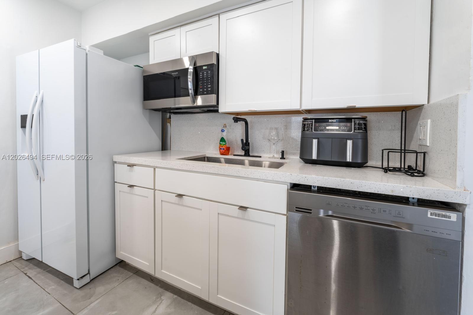 711 85th St Miami Beach, FL 33141