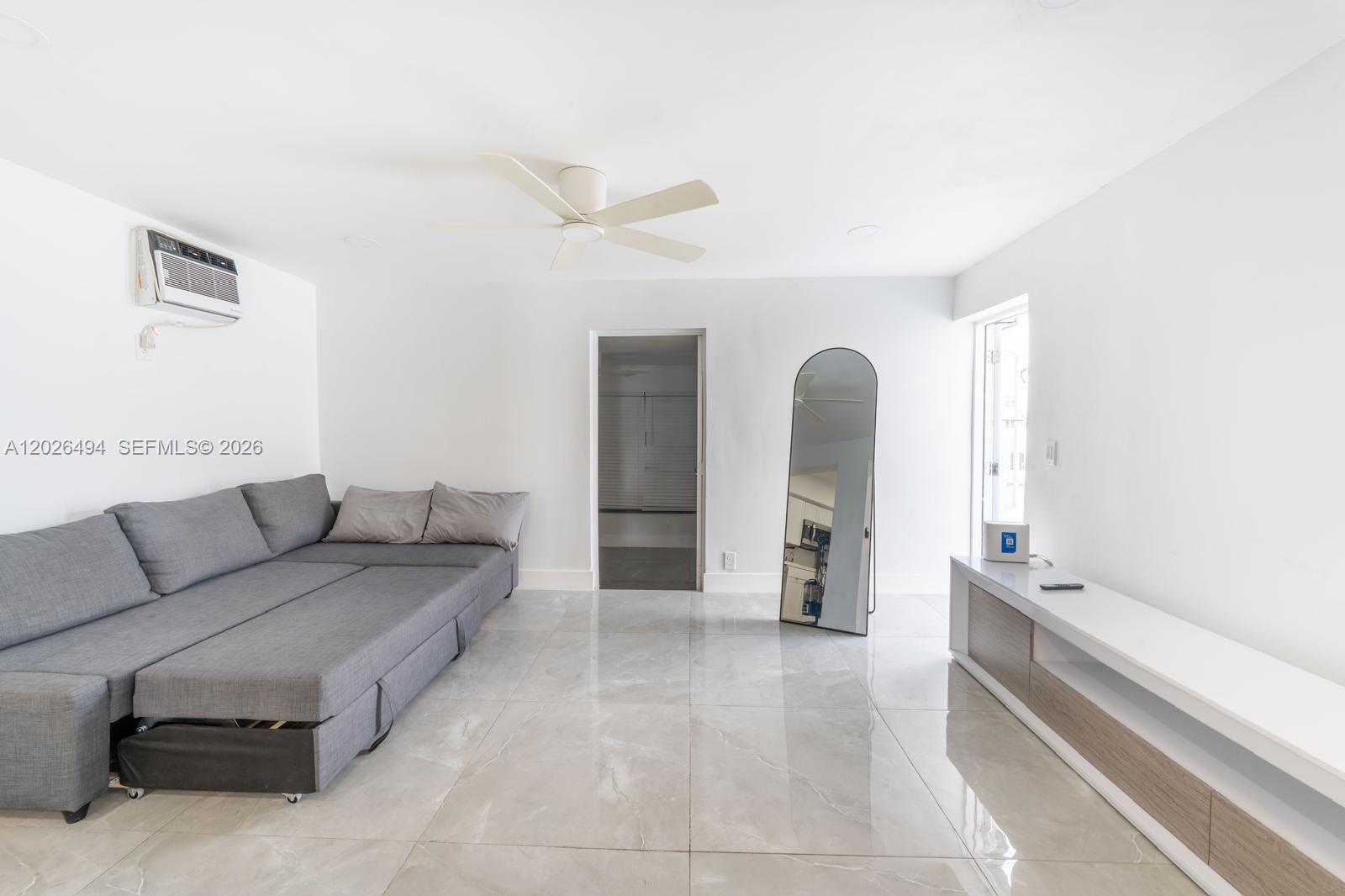 711 85th St Miami Beach, FL 33141