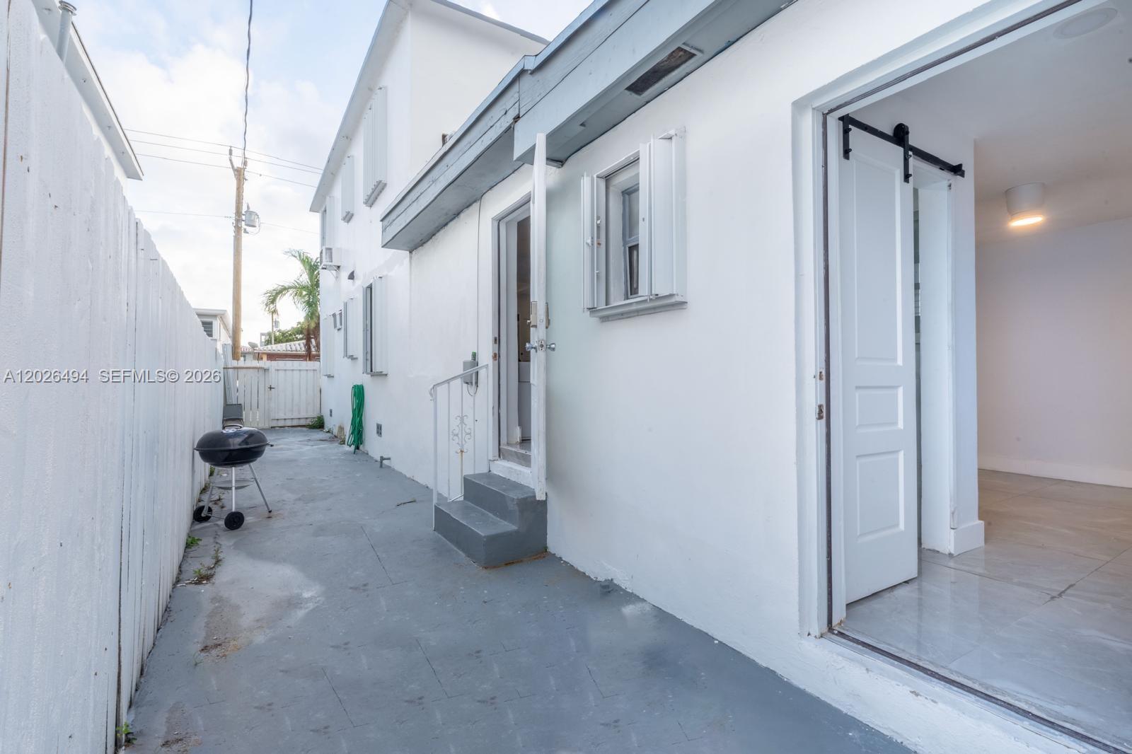 711 85th St Miami Beach, FL 33141