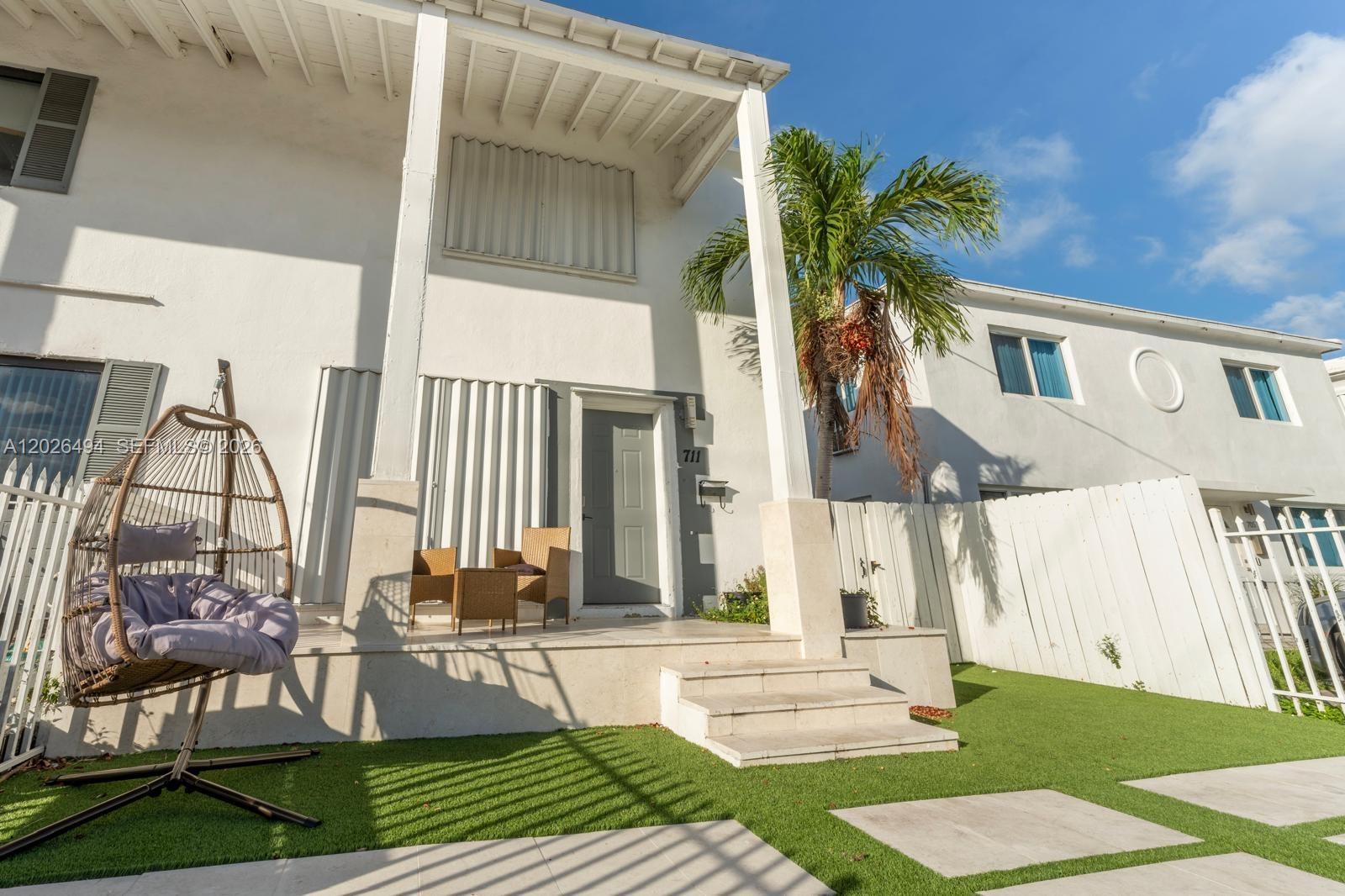 711 85th St Miami Beach, FL 33141