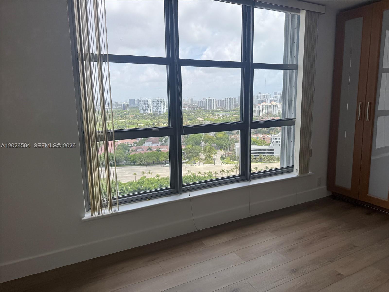 3530 Mystic Pointe Dr #2709 Aventura, FL 33180