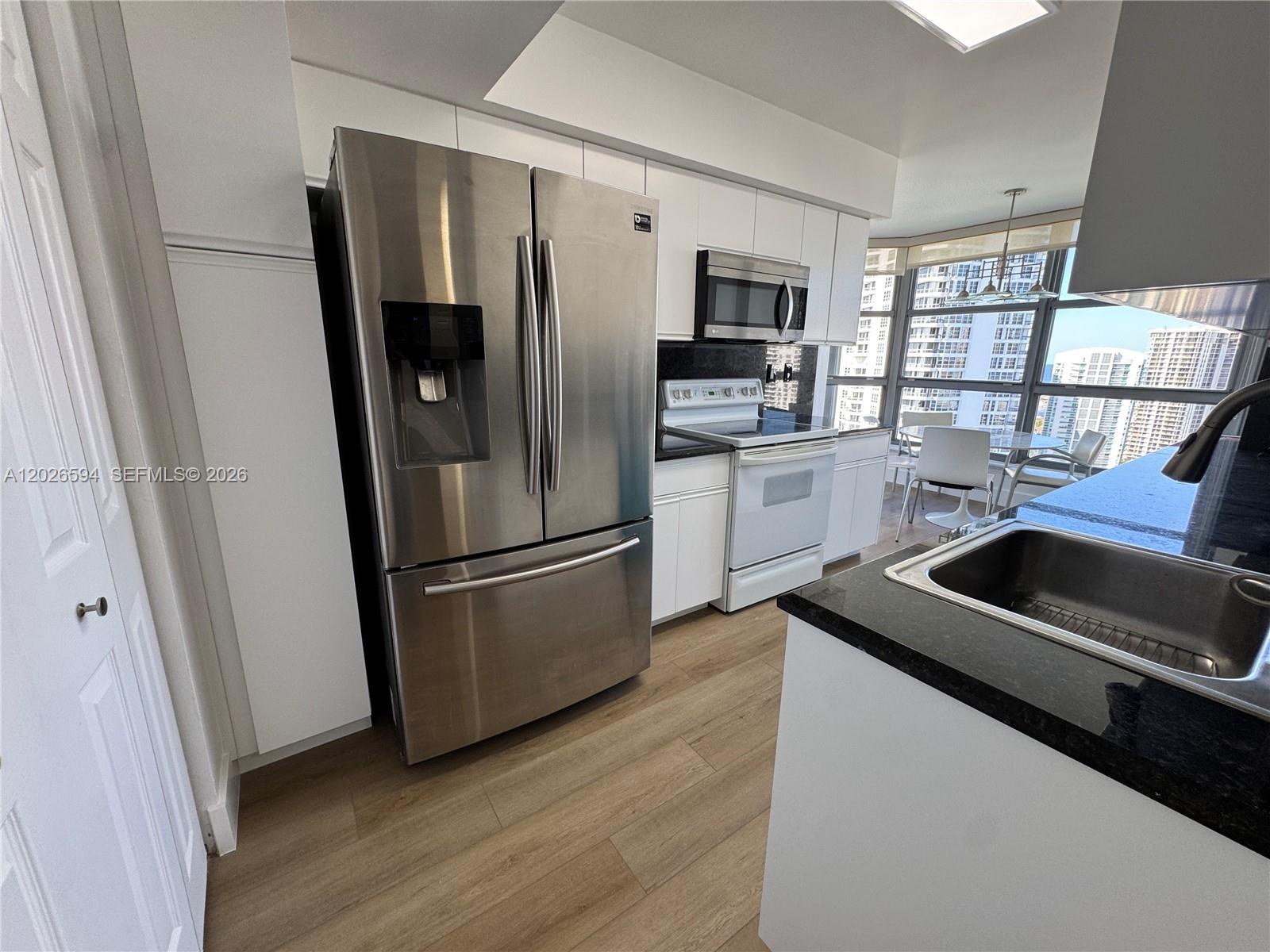 3530 Mystic Pointe Dr #2709 Aventura, FL 33180