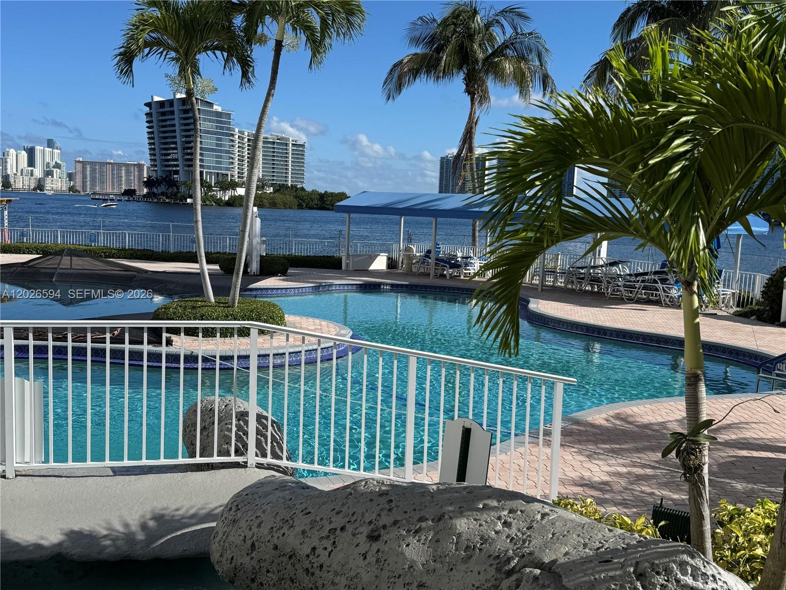 3530 Mystic Pointe Dr #2709 Aventura, FL 33180
