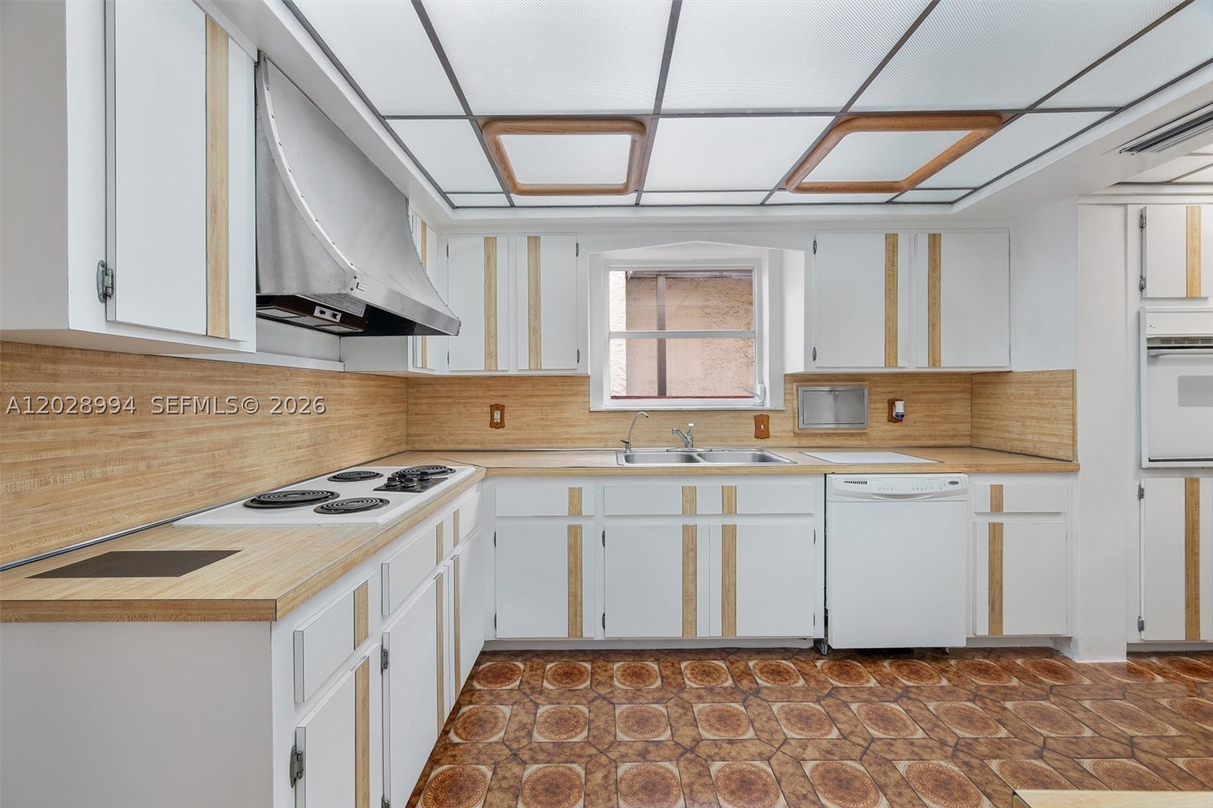 1727 SW 11th Ter Miami, FL 33135