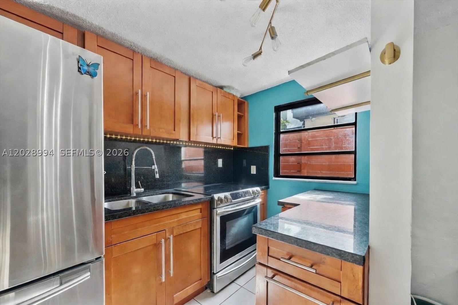 1727 SW 11th Ter Miami, FL 33135