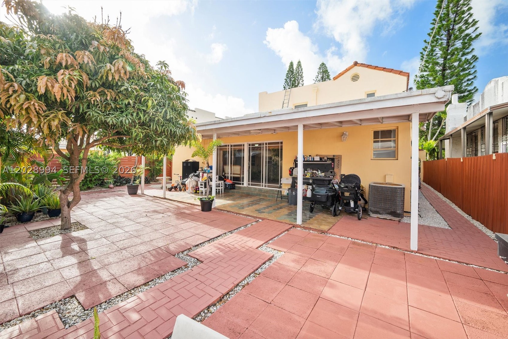 1727 SW 11th Ter Miami, FL 33135