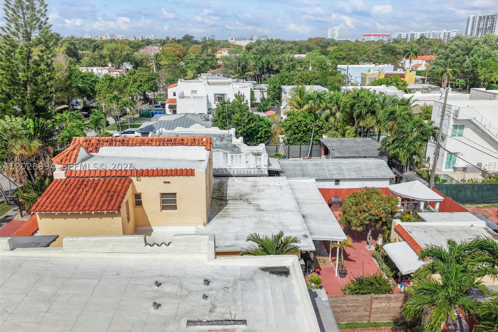 1727 SW 11th Ter Miami, FL 33135