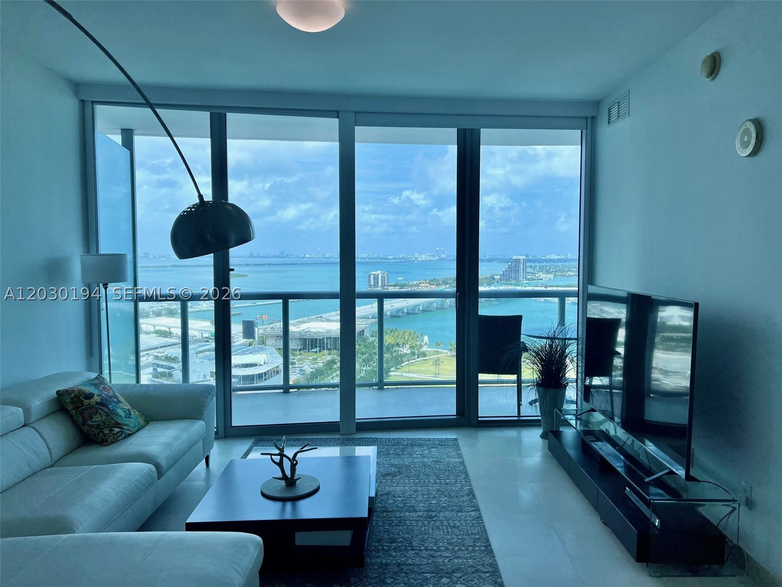 image Marina Blue14