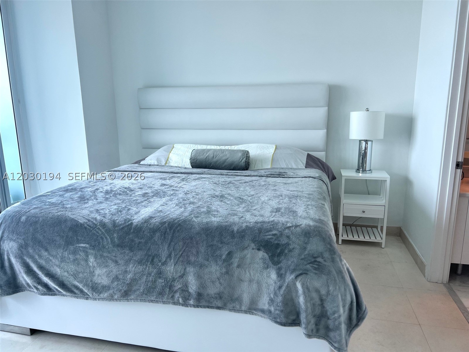 image Marina Blue8
