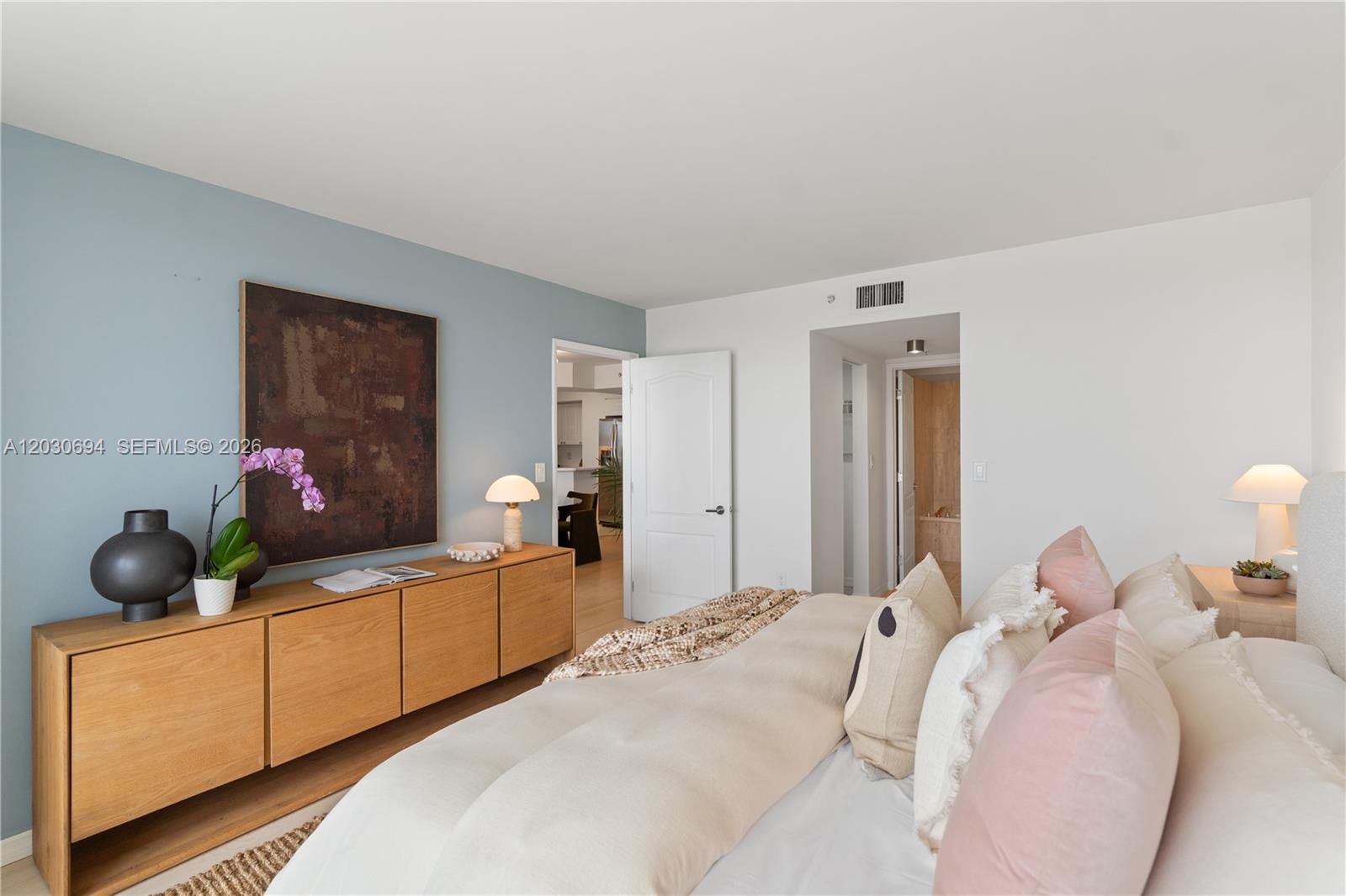 1800 Sunset Harbour Dr #1003 Miami Beach, FL 33139