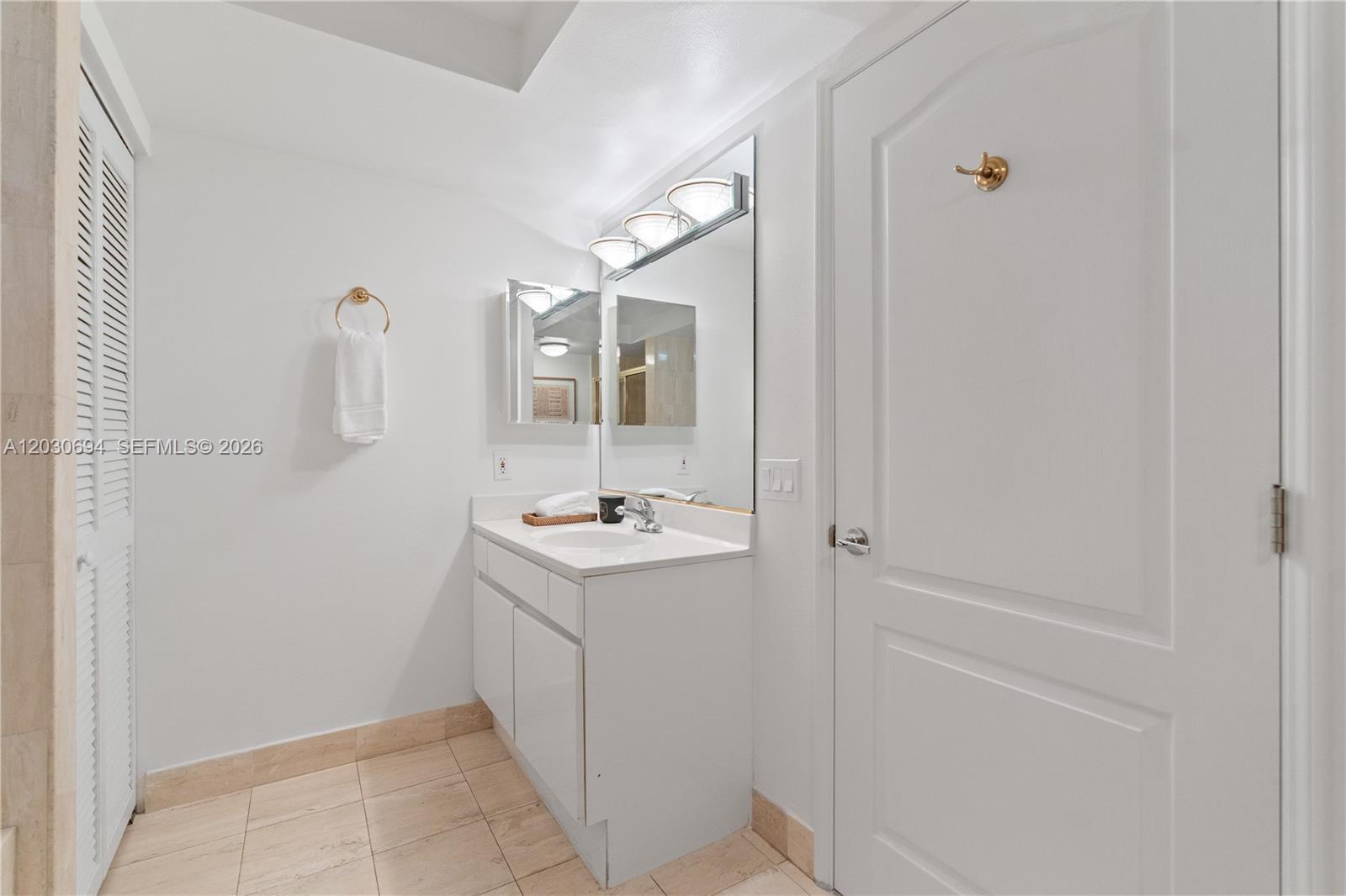 1800 Sunset Harbour Dr #1003 Miami Beach, FL 33139