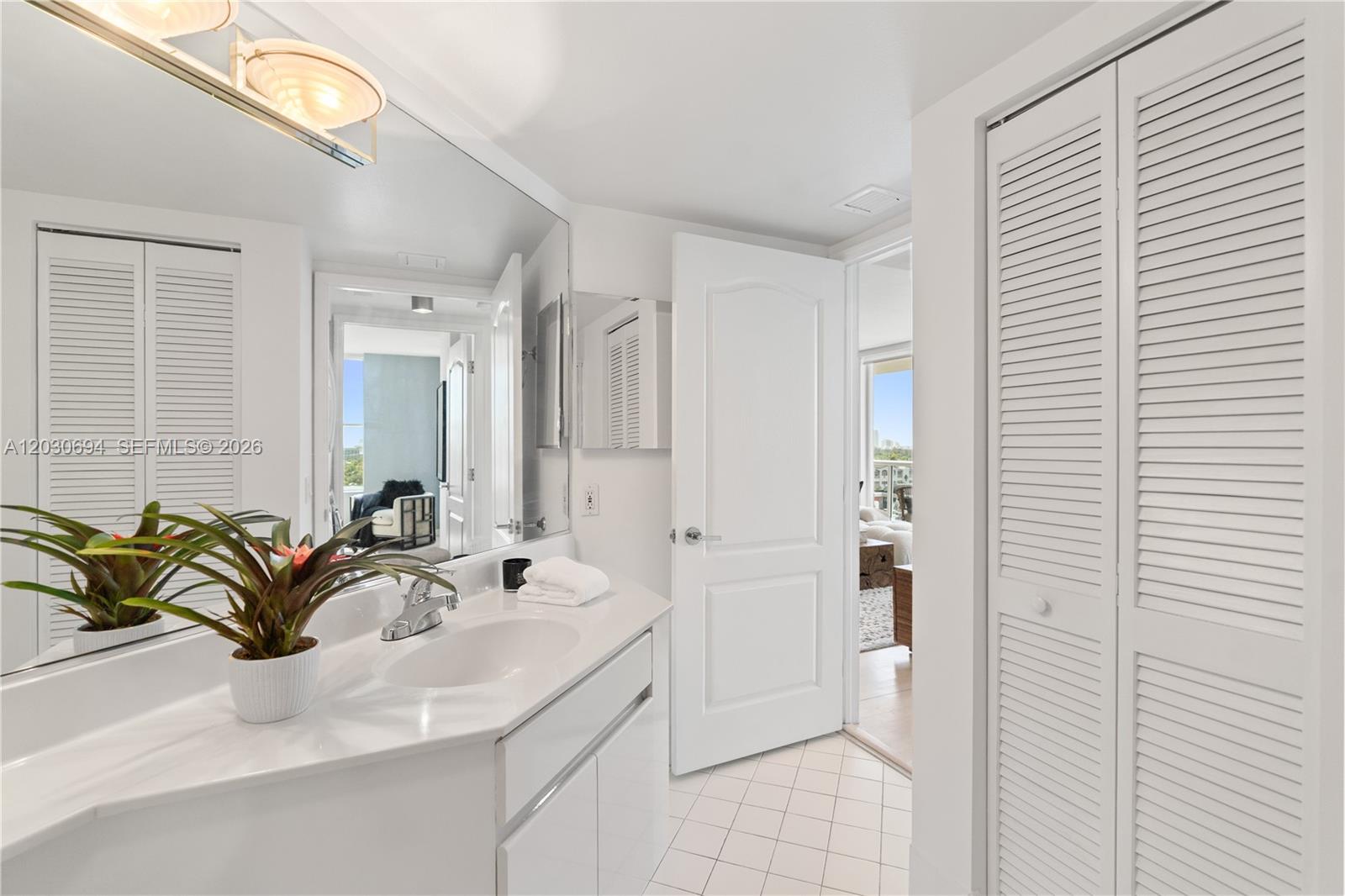 1800 Sunset Harbour Dr #1003 Miami Beach, FL 33139