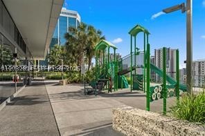 image Rise Brickell City Centre21