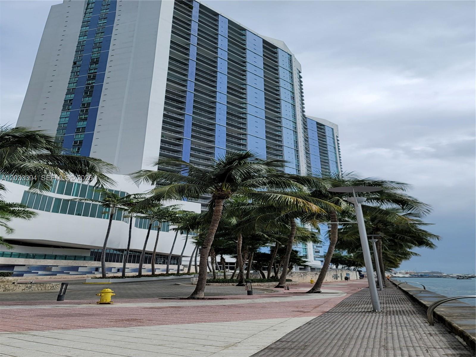 image One Miami West30