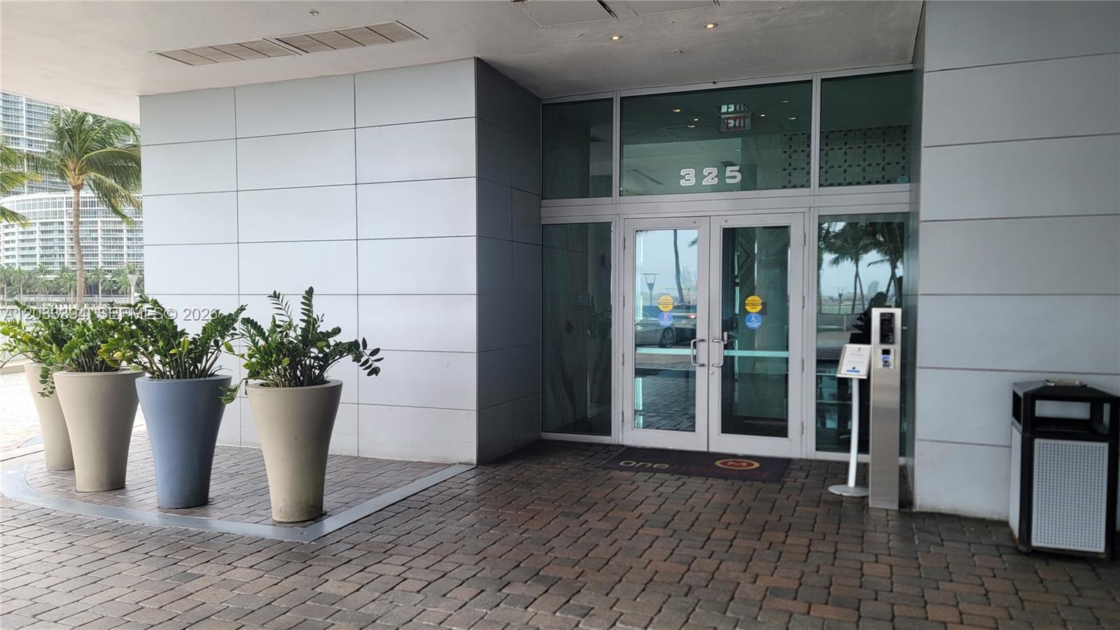 image One Miami West50
