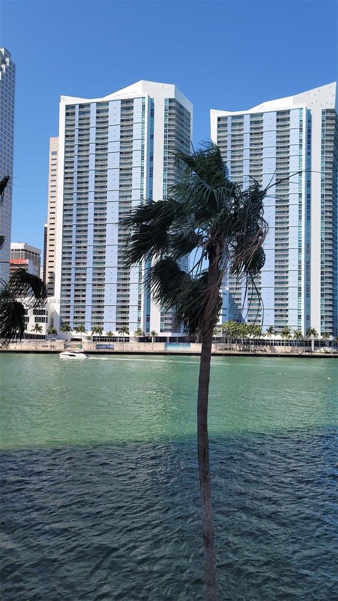 image One Miami West77