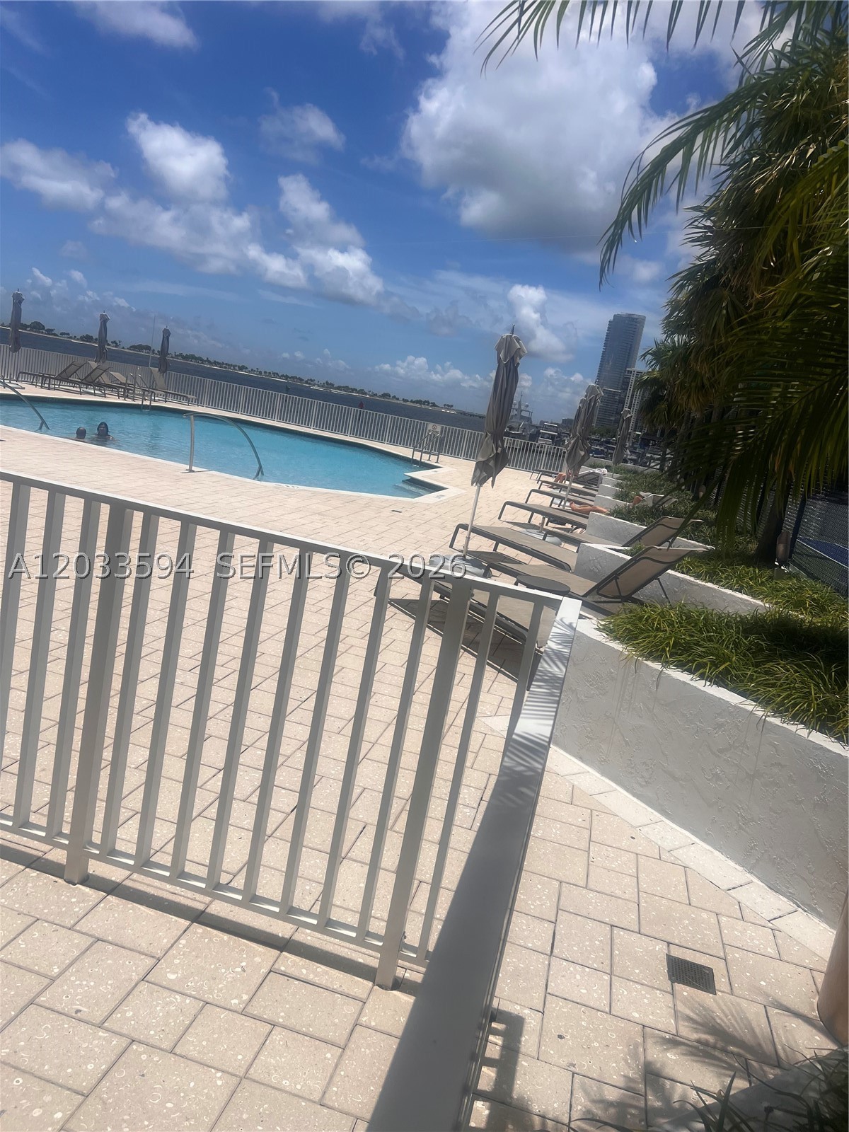 image Brickell Harbour2