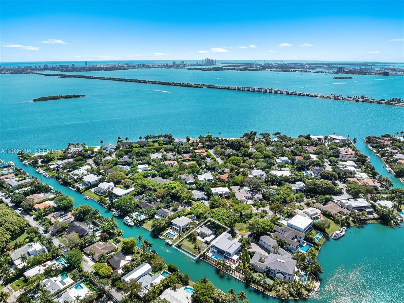655 Buttonwood Miami, FL 33137