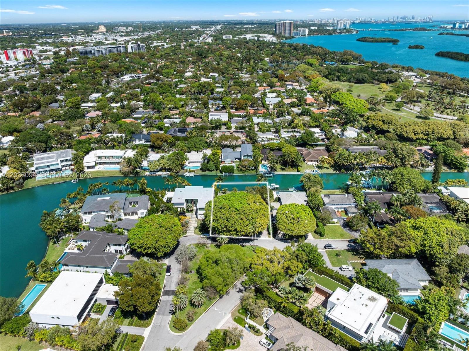 655 Buttonwood Miami, FL 33137