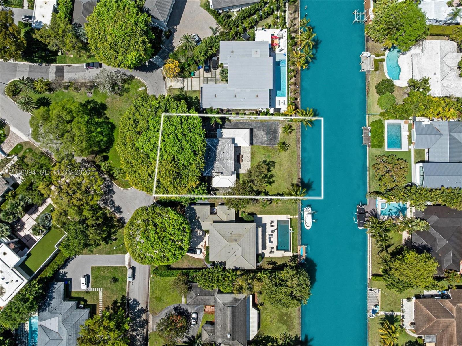 655 Buttonwood Miami, FL 33137