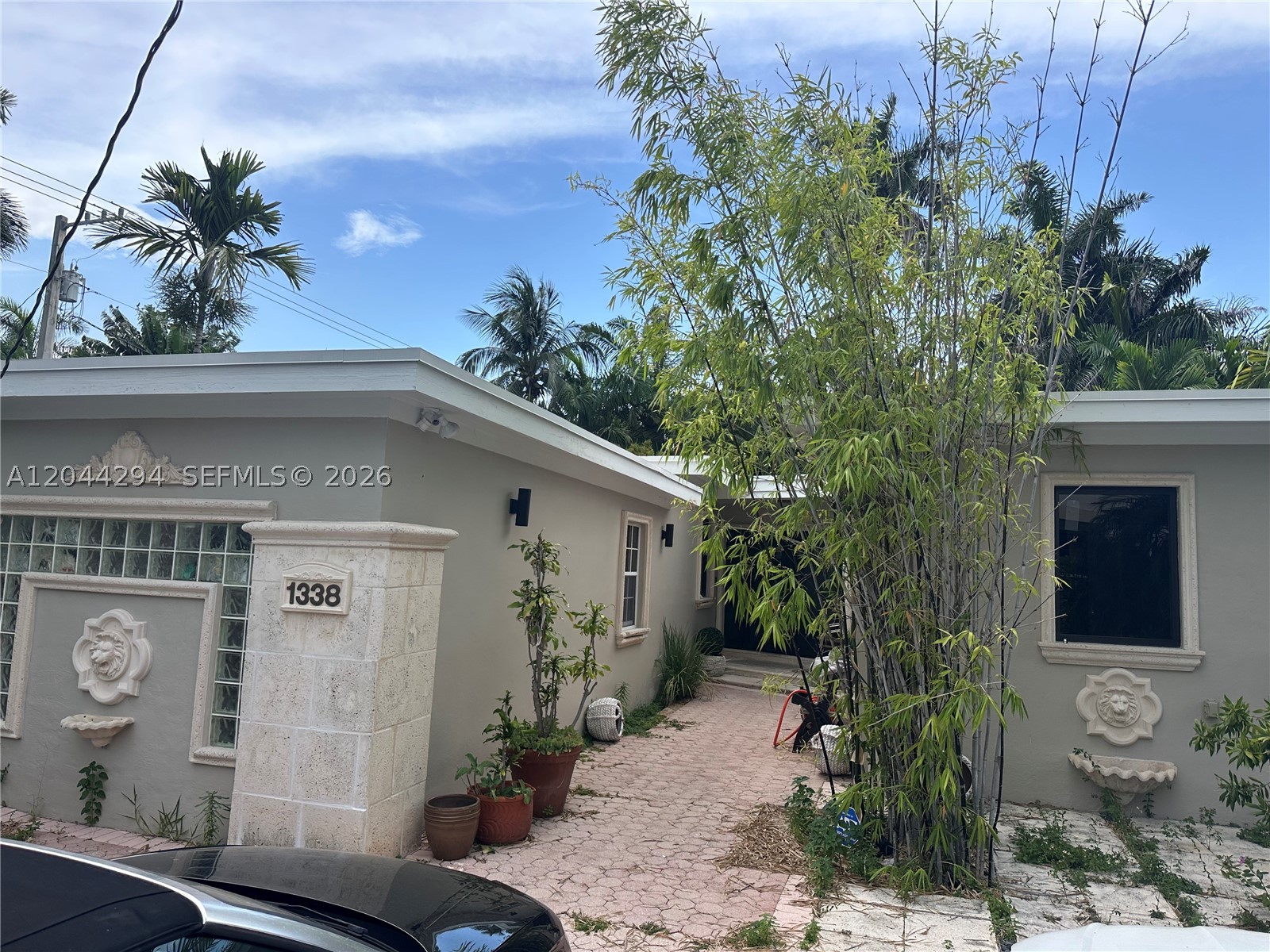 1338 N Venetian Way Miami, FL 33139