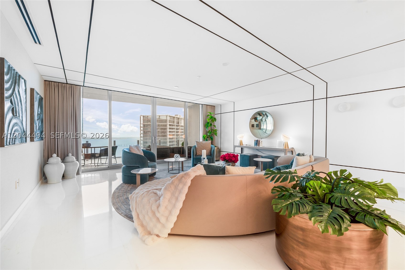 image Aston Martin Residences9