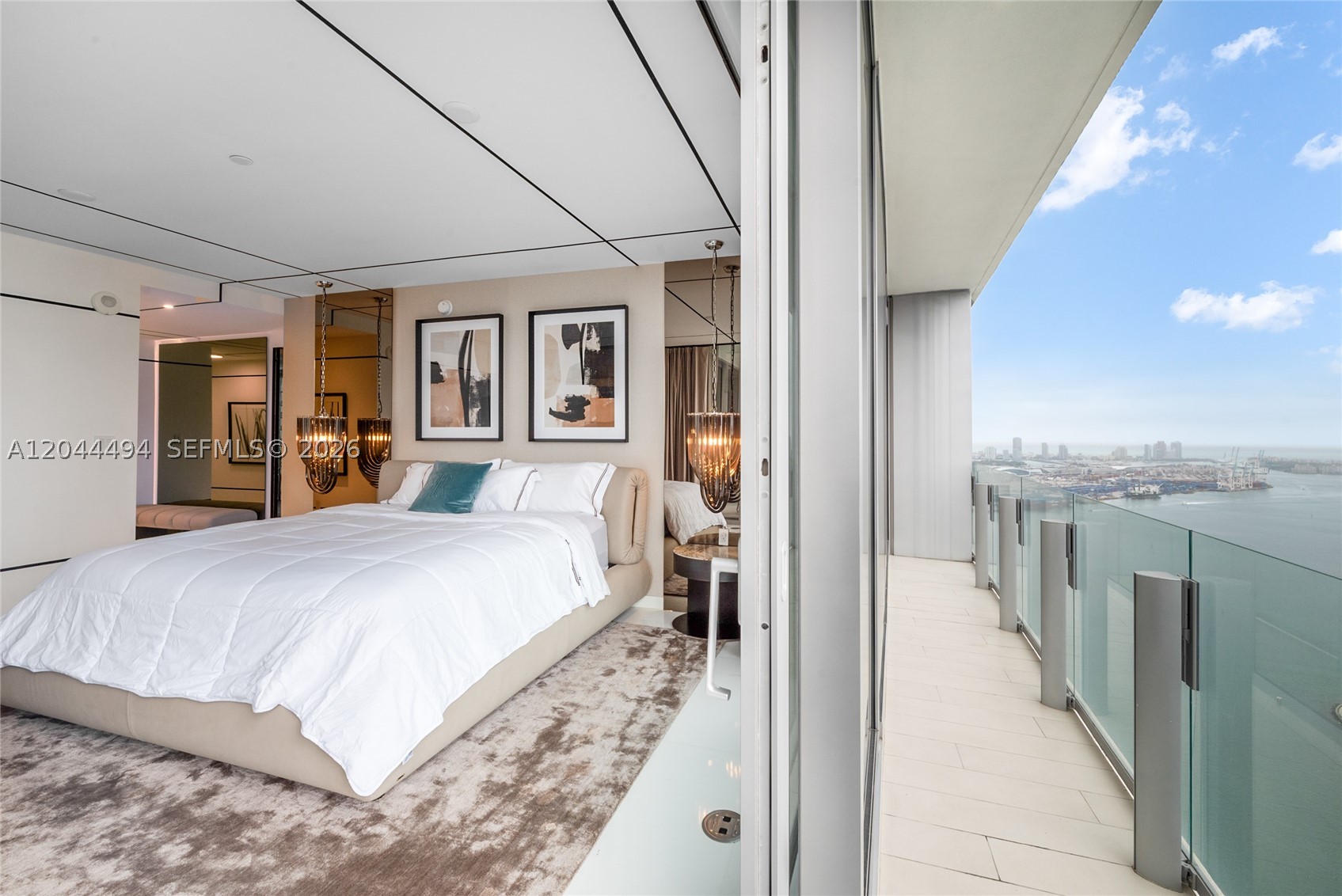 image Aston Martin Residences14