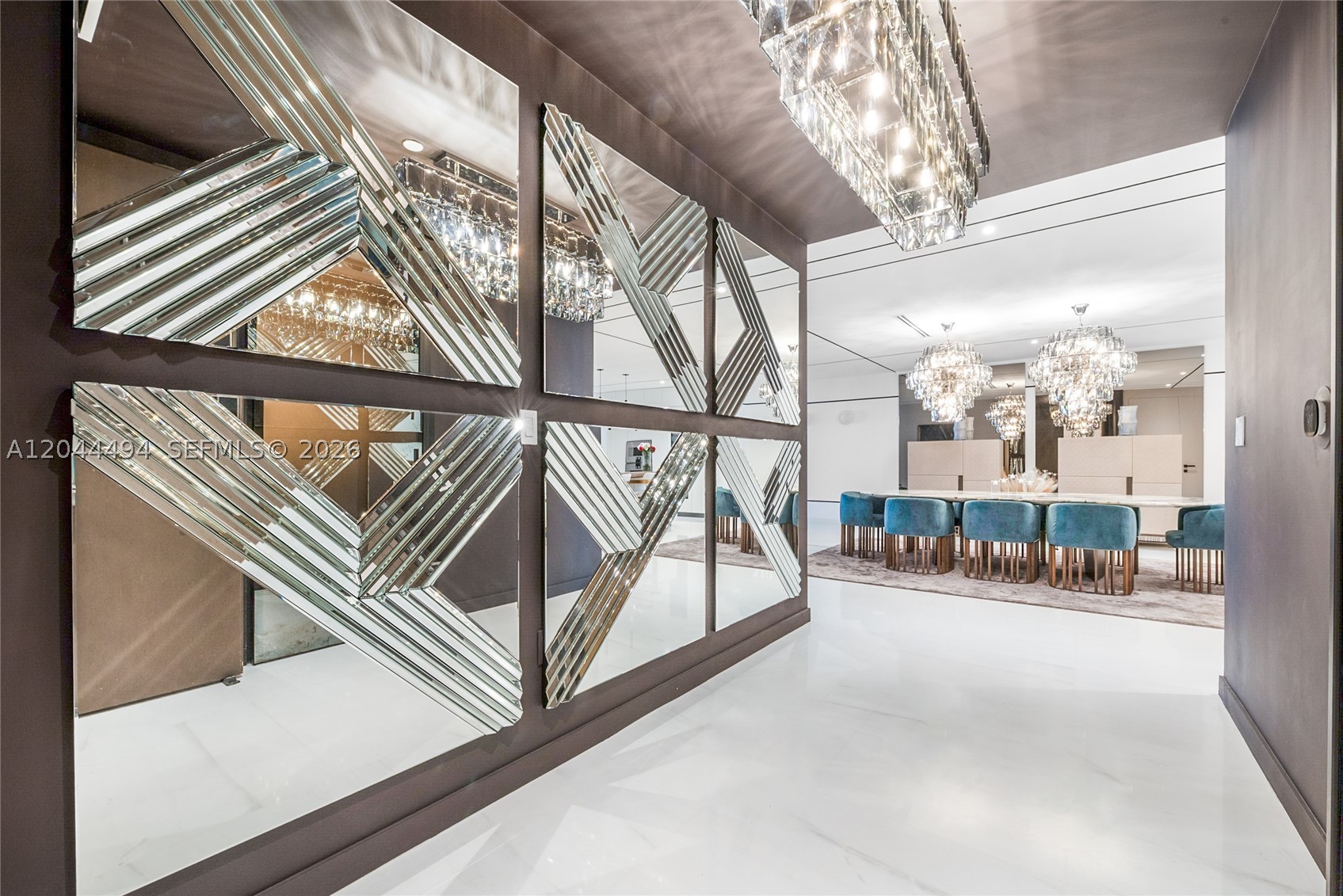 image Aston Martin Residences21