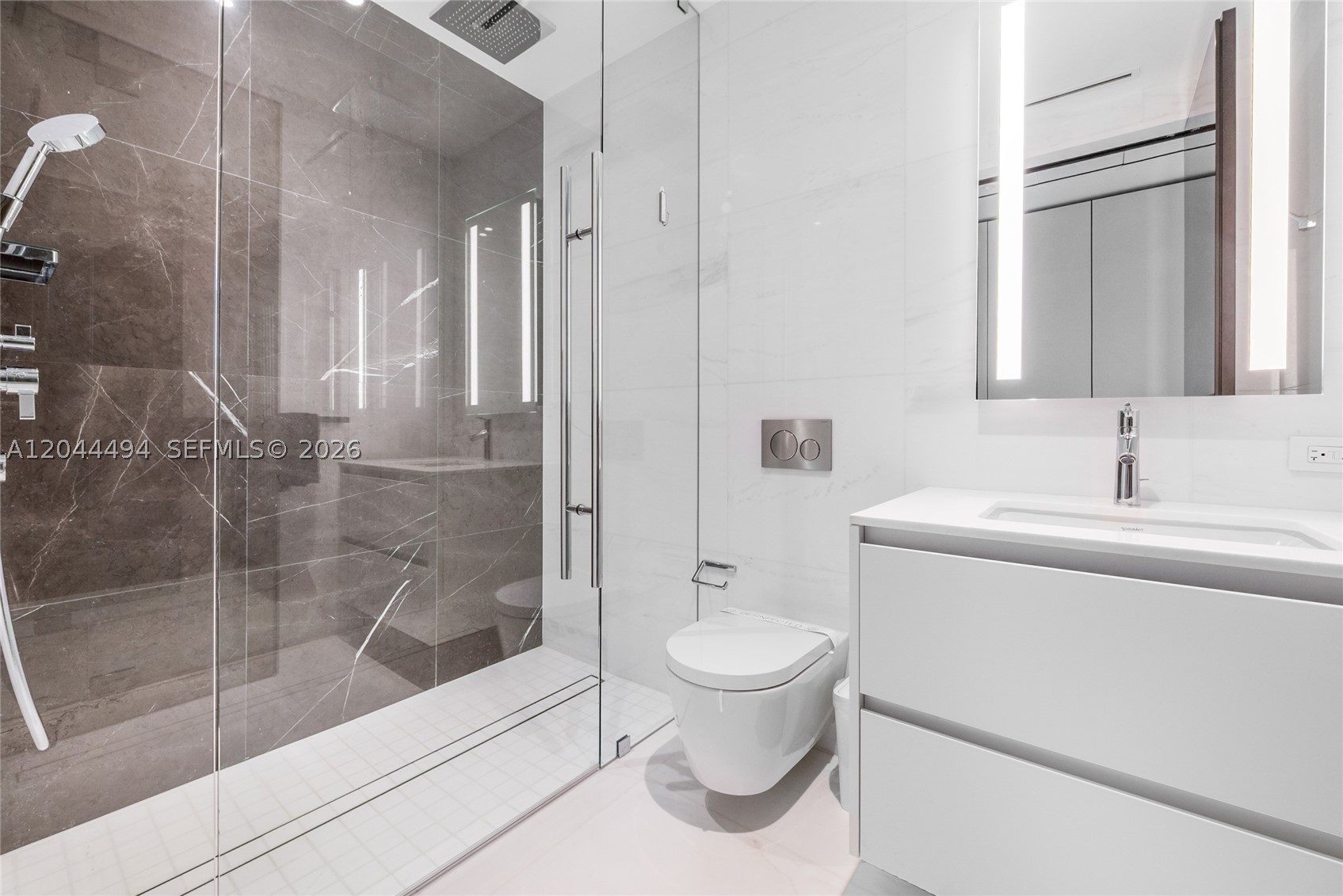 image Aston Martin Residences28