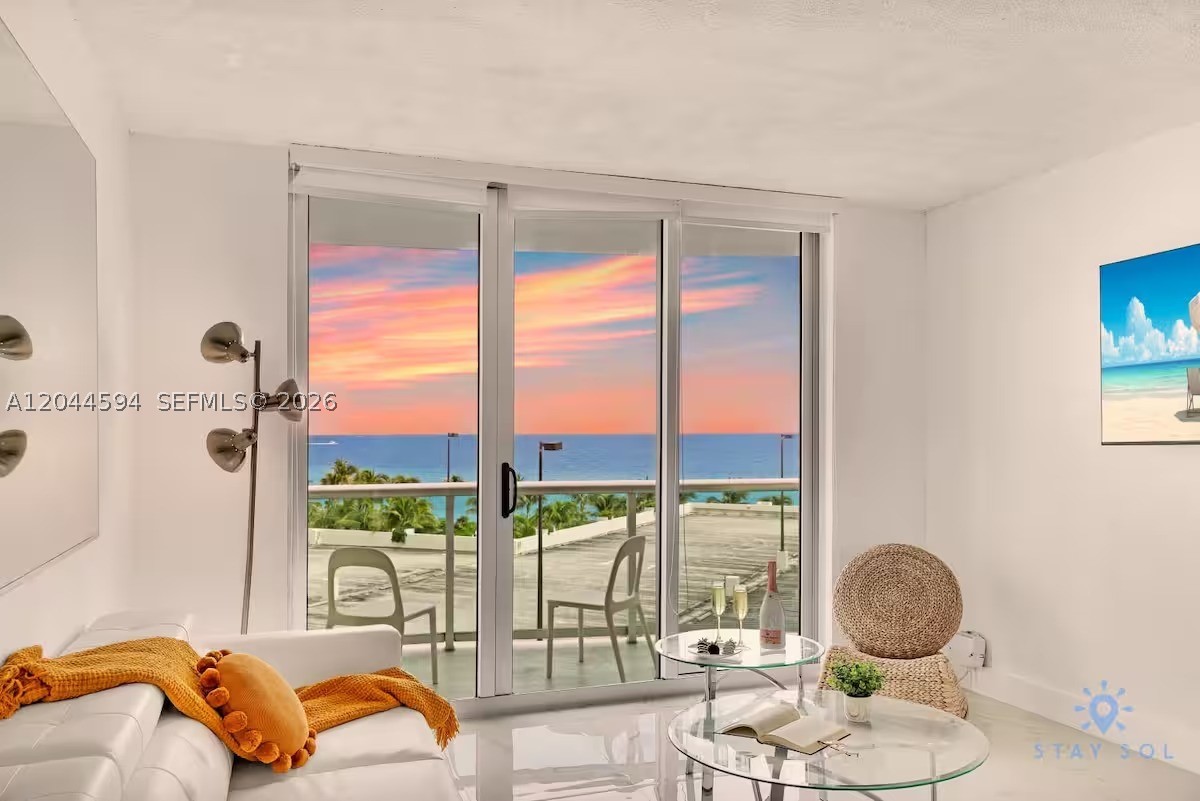 3901 S Ocean Dr #6Y
