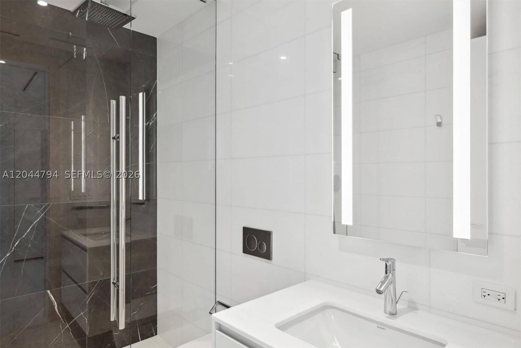 image Aston Martin Residences10