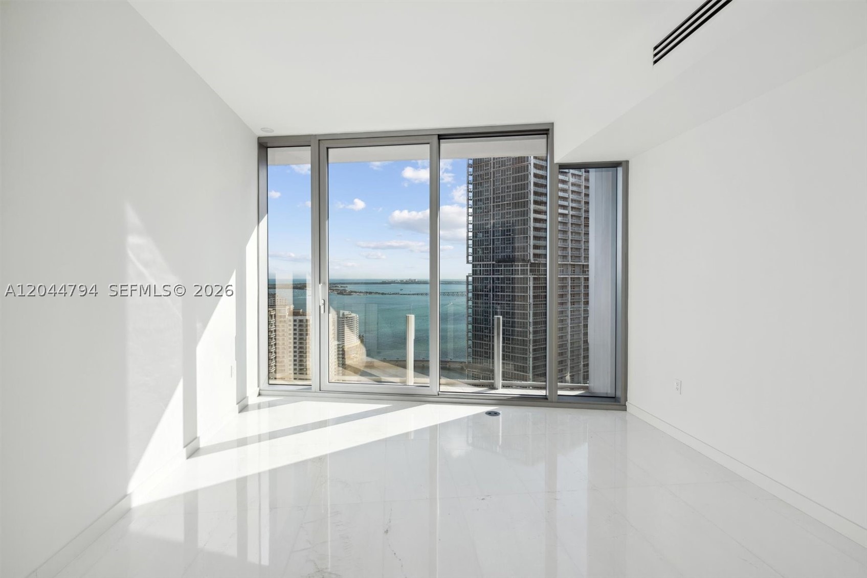 image Aston Martin Residences12