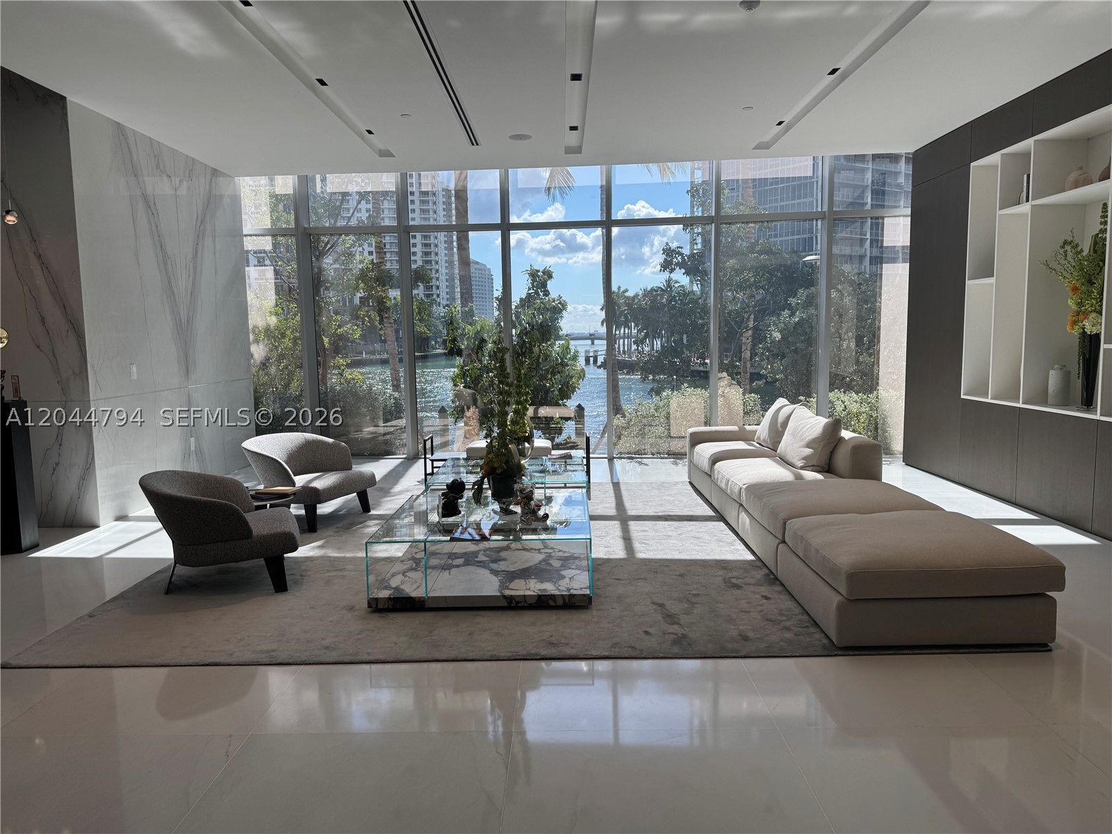 image Aston Martin Residences26