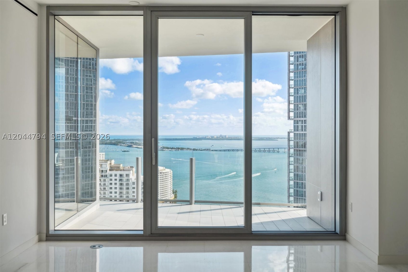 image Aston Martin Residences2