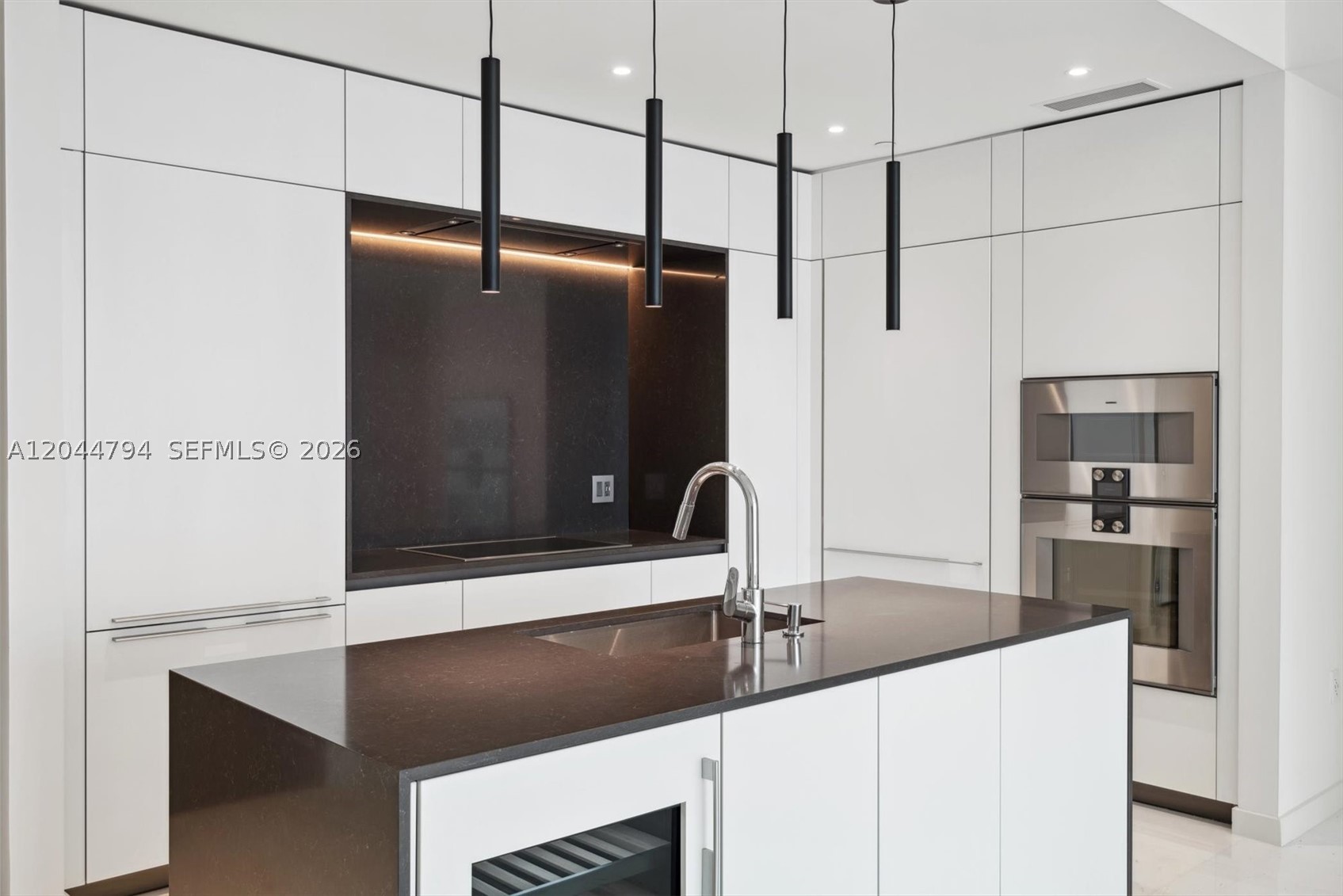 image Aston Martin Residences4